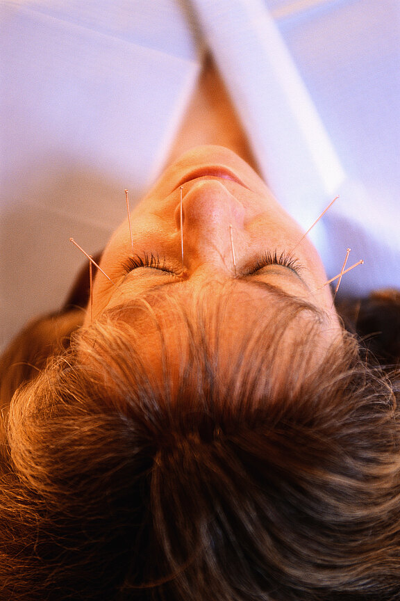 AE1224_Kleinanzeige_TCM_Therapeuten_-innen.JPG  